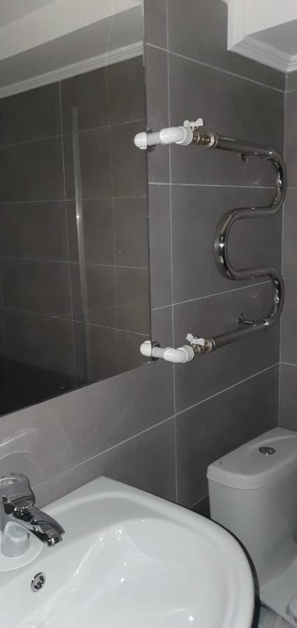 Evropa Hotel Gagra Bagian luar foto